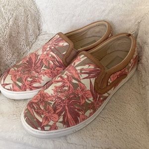 UGG Fierce Island Floral Slip On Sneaker